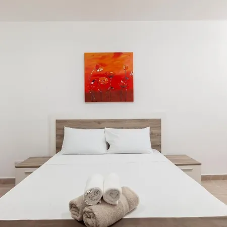 King Size Bed Brand New Apt Off Spinola With Wifi By 360 Estates *